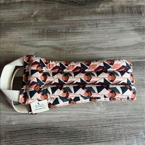 Slow North Neck Wrap